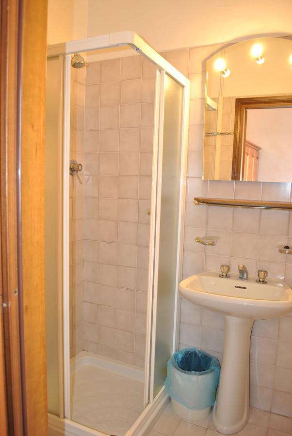 La Lanterna Di Guiglia Hotell Exteriör bild